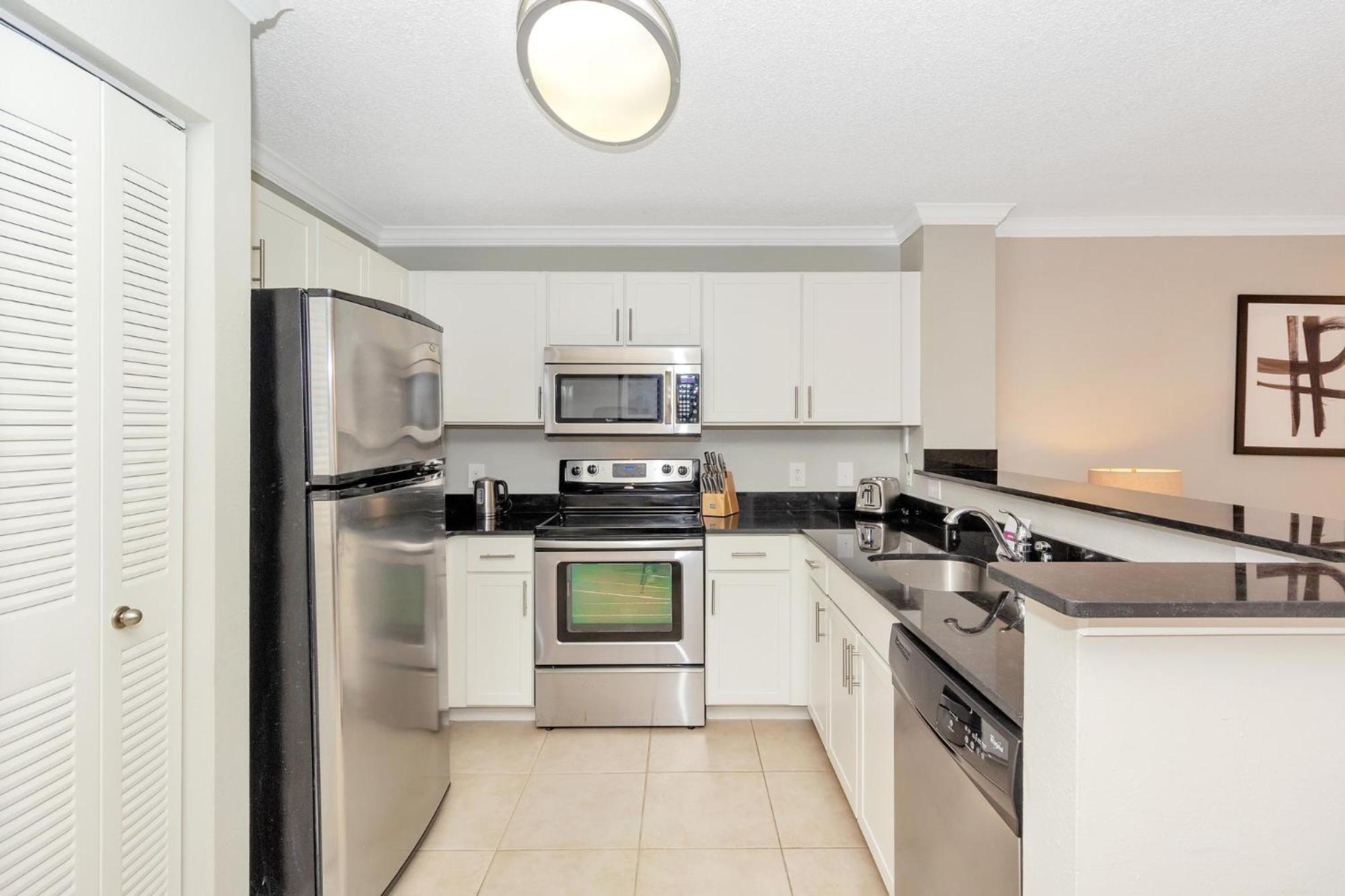Dharma Home Suites Coral Gables At Gables Grand Plaza Miami Room photo